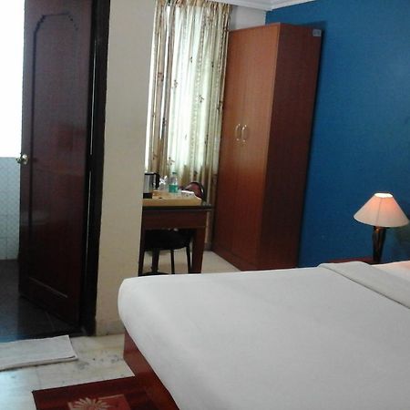 Hotel Pigeon International Bangalore Ngoại thất bức ảnh