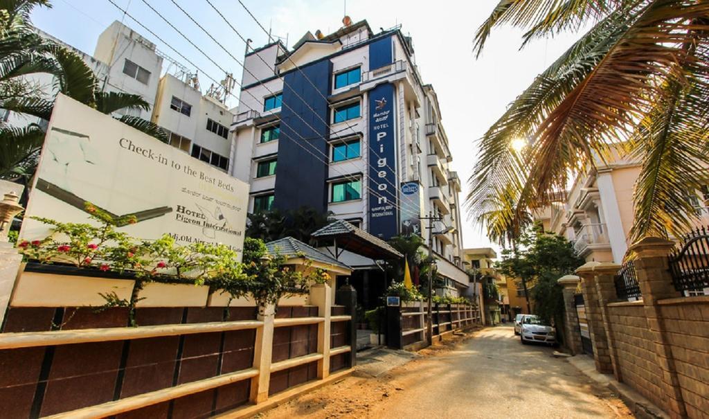 Hotel Pigeon International Bangalore Ngoại thất bức ảnh