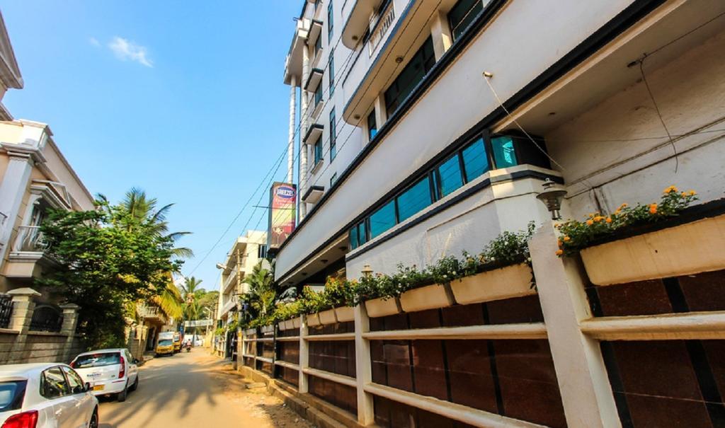 Hotel Pigeon International Bangalore Ngoại thất bức ảnh