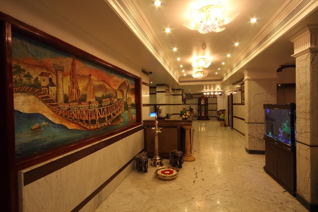 Hotel Pigeon International Bangalore Ngoại thất bức ảnh