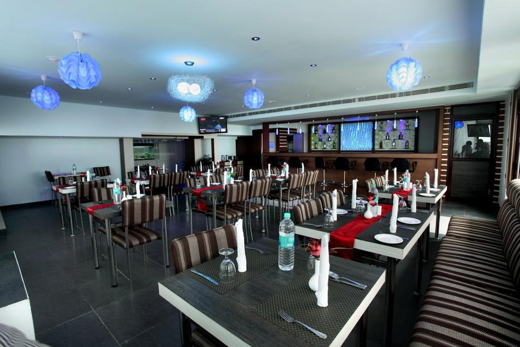 Hotel Pigeon International Bangalore Ngoại thất bức ảnh