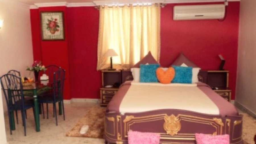 Hotel Pigeon International Bangalore Ngoại thất bức ảnh