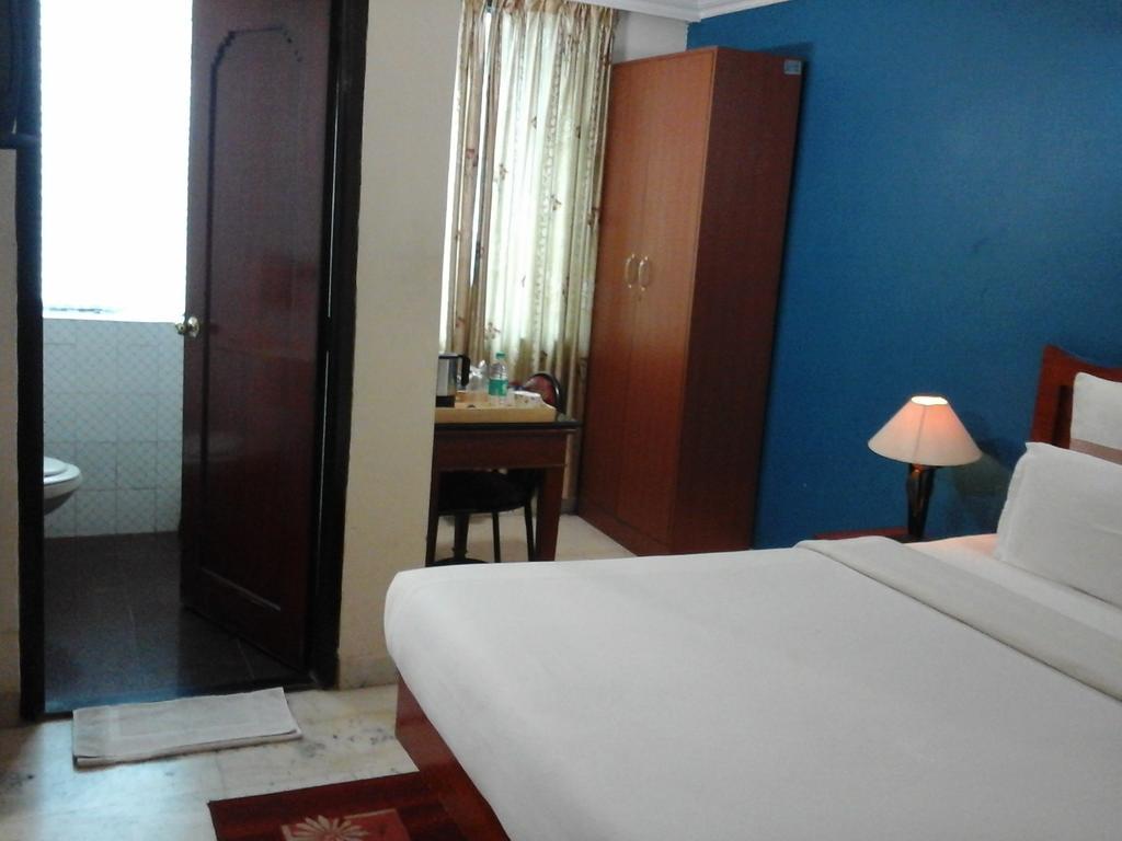 Hotel Pigeon International Bangalore Ngoại thất bức ảnh