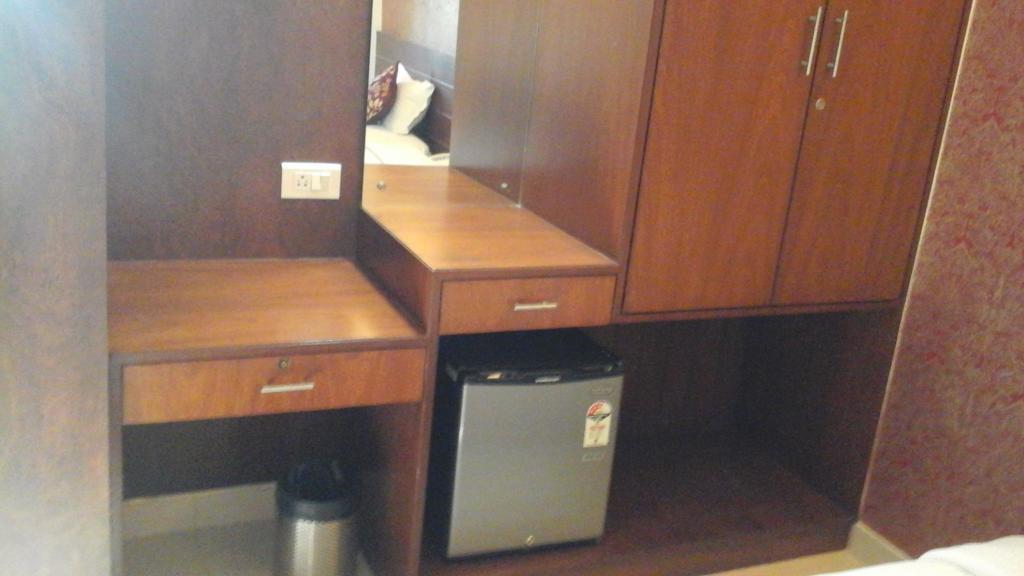 Hotel Pigeon International Bangalore Ngoại thất bức ảnh