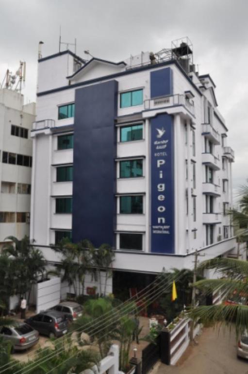 Hotel Pigeon International Bangalore Ngoại thất bức ảnh